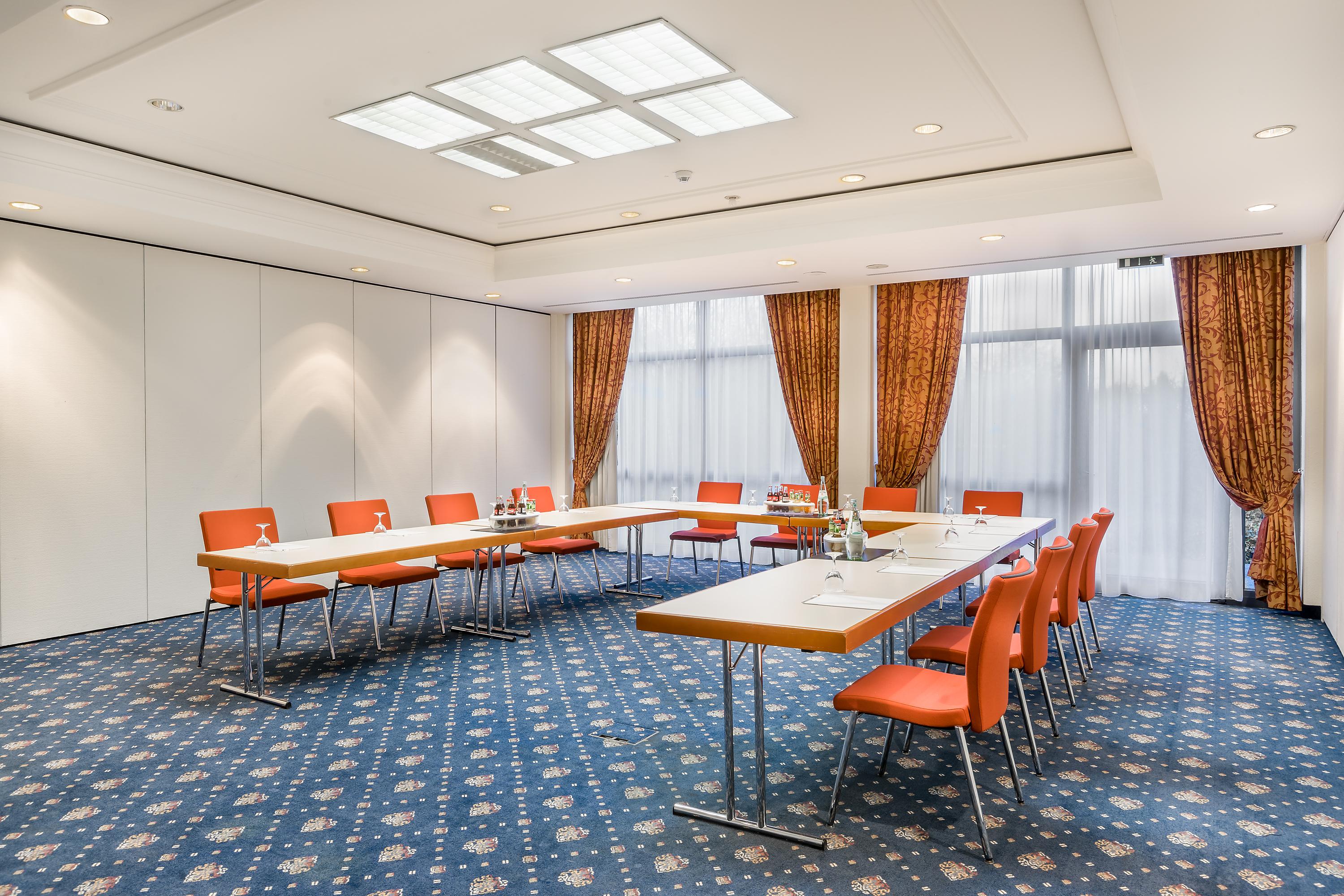 Garner Hotel Ruesselsheim By Ihg Extérieur photo