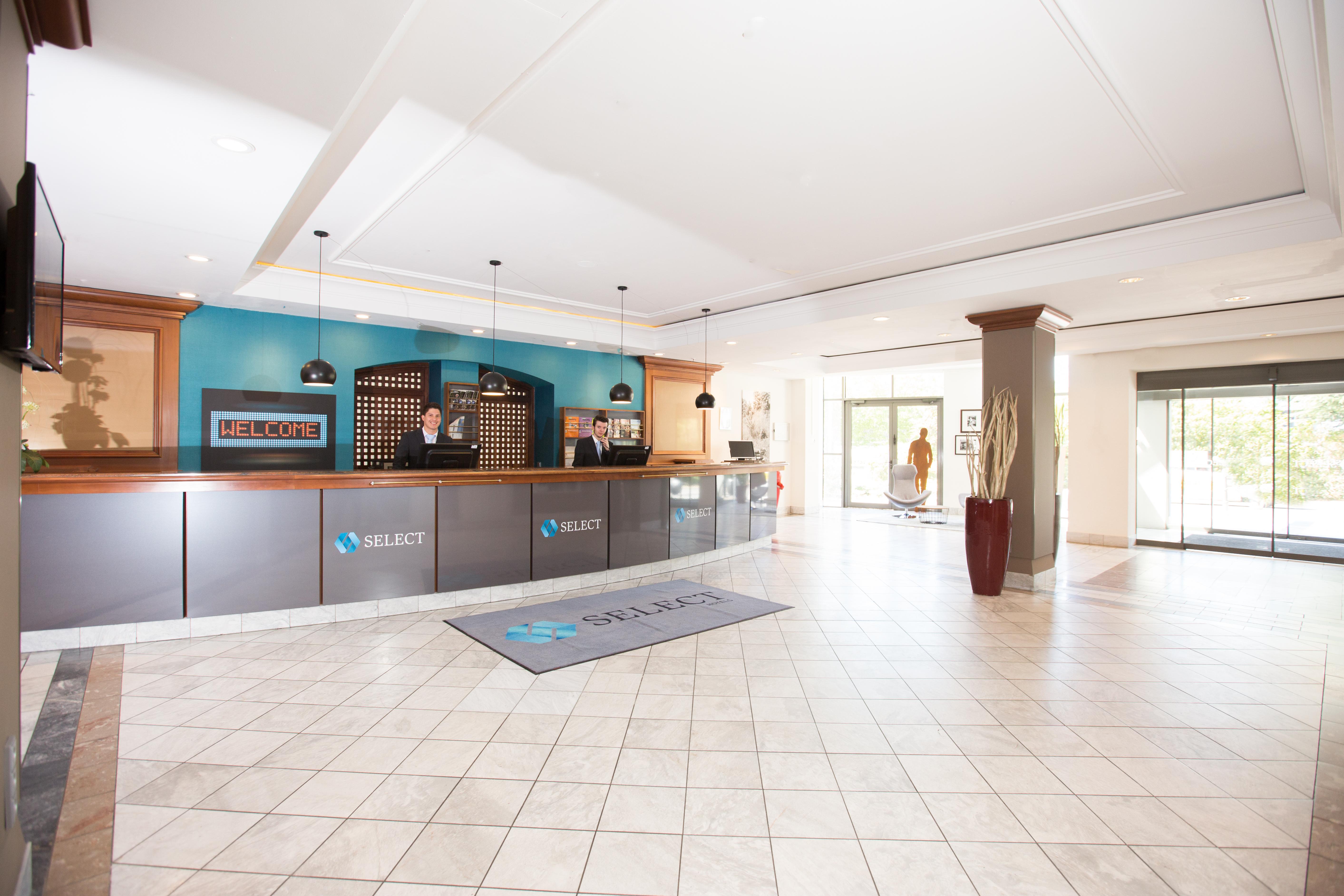Garner Hotel Ruesselsheim By Ihg Extérieur photo